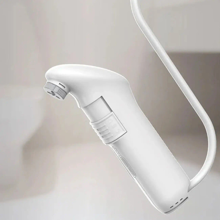 طراحی ارگونومیک و دسته خودشور Bidet Pro