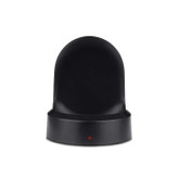 نمای نزدیک از داک شارژ مغناطیسی ساعت هوشمند Gear S2